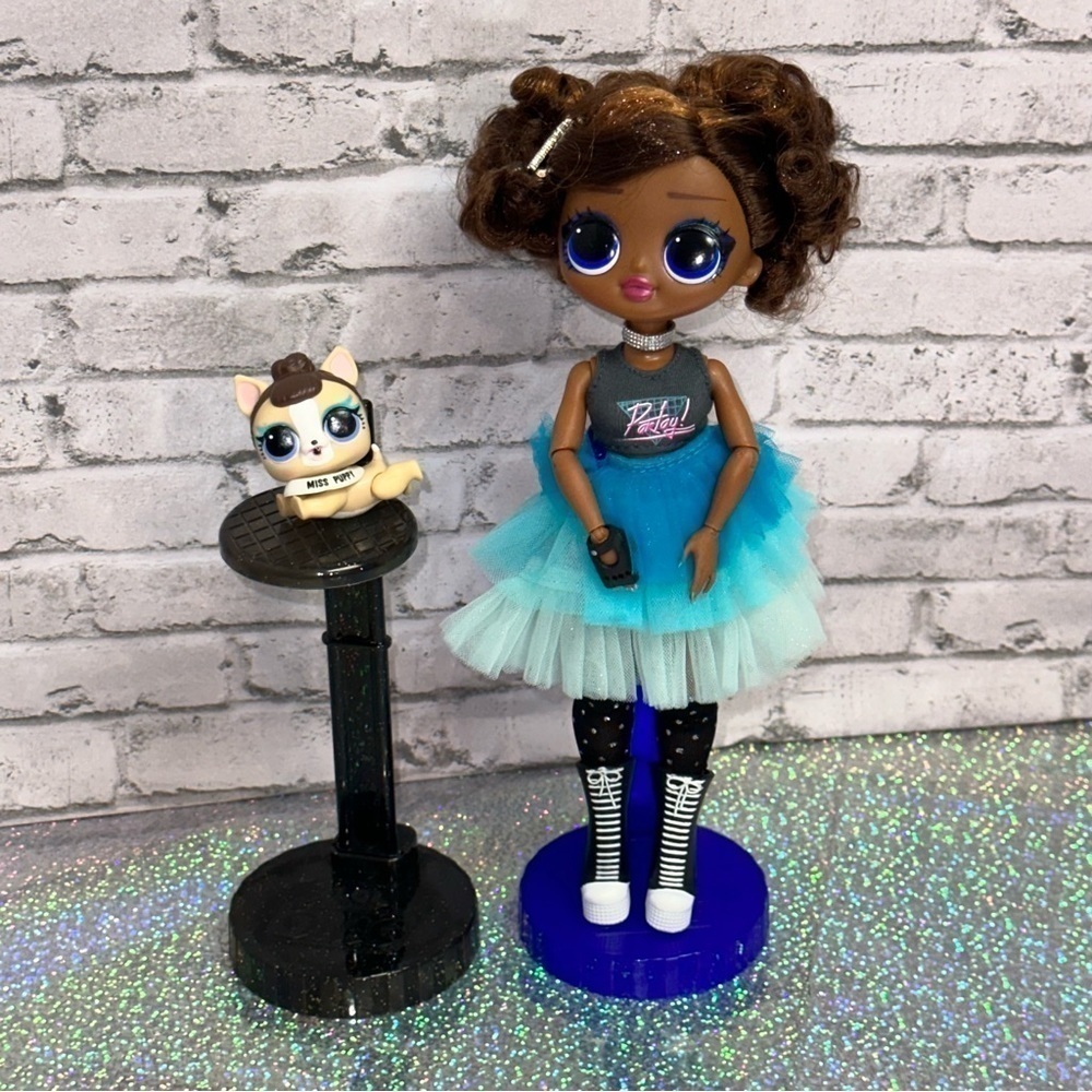 L.O.L. Surprise! LOL Surprise OMG Miss Glam Doll & Miss Puppy Pet Big Sis Pup